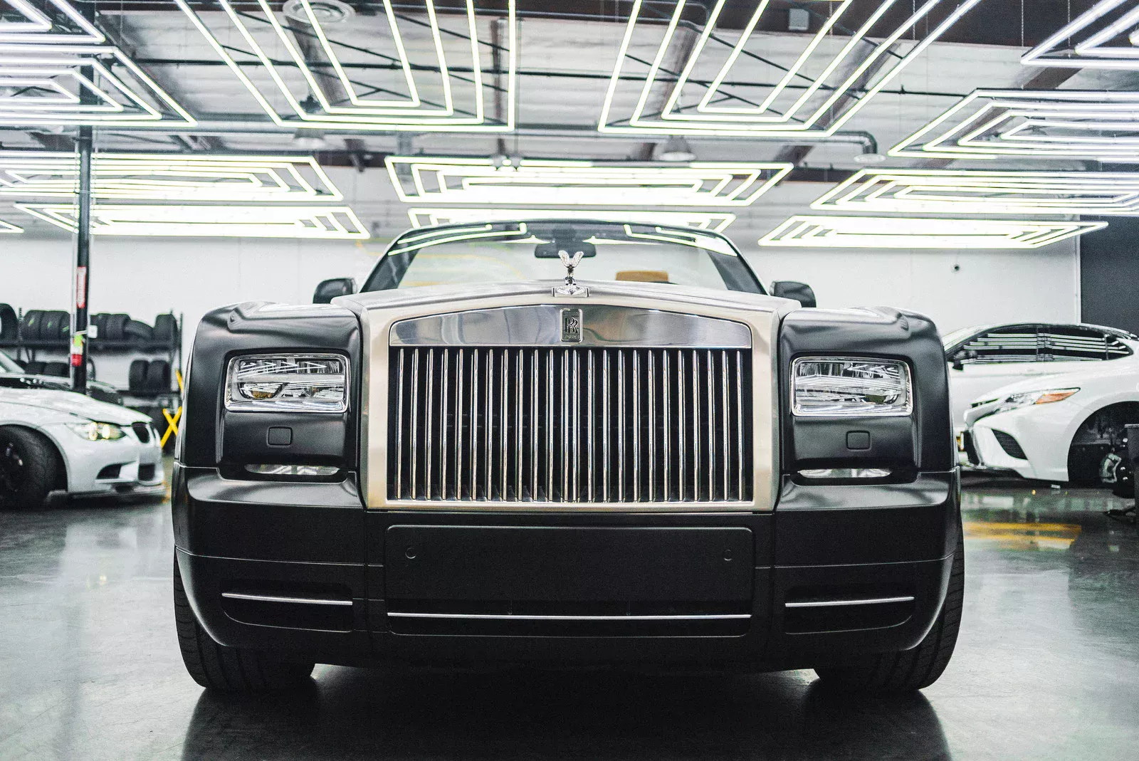 Roll Royce Front