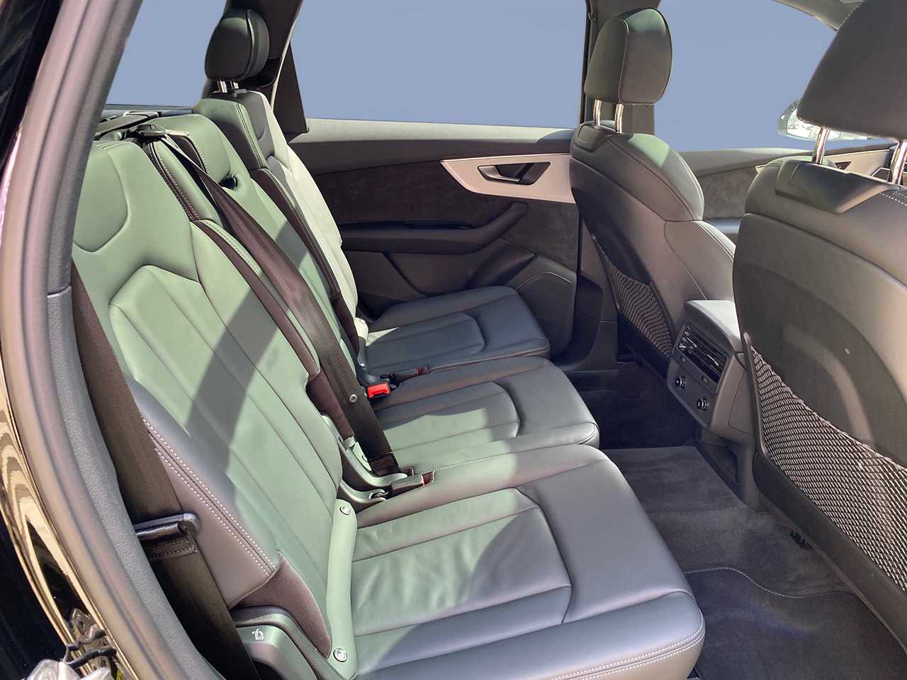 Audi Q7 Rear Seats